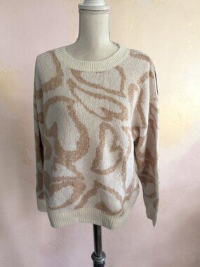 UMGEE Cream Tan Heart Print Sweater Size Medium